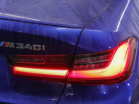 Certified 2023 BMW M340i xDrive w/ Premium Package image 7