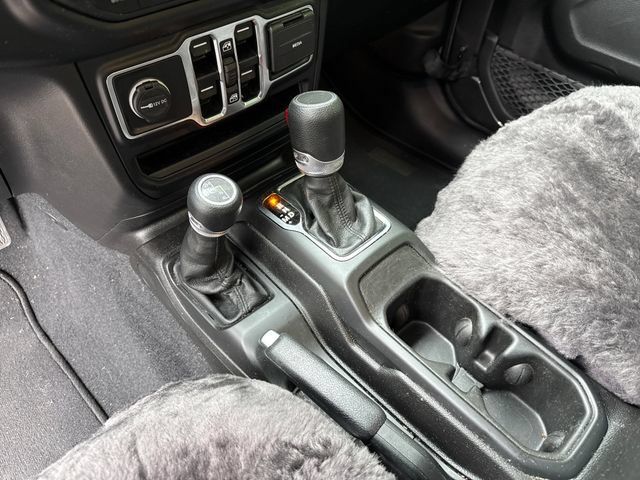 Used 2023 Jeep Gladiator Sport AWD/4WD image 21