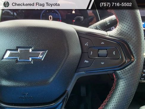 Used 2024 Chevrolet Trax RS w/ Sunroof Package FWD image 28