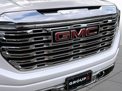 Used 2023 GMC Sierra 1500 Denali w/ Technology Package AWD/4WD image 30