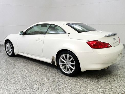 Used 2013 INFINITI G37 Convertible w/ Premium Pkg RWD image 5