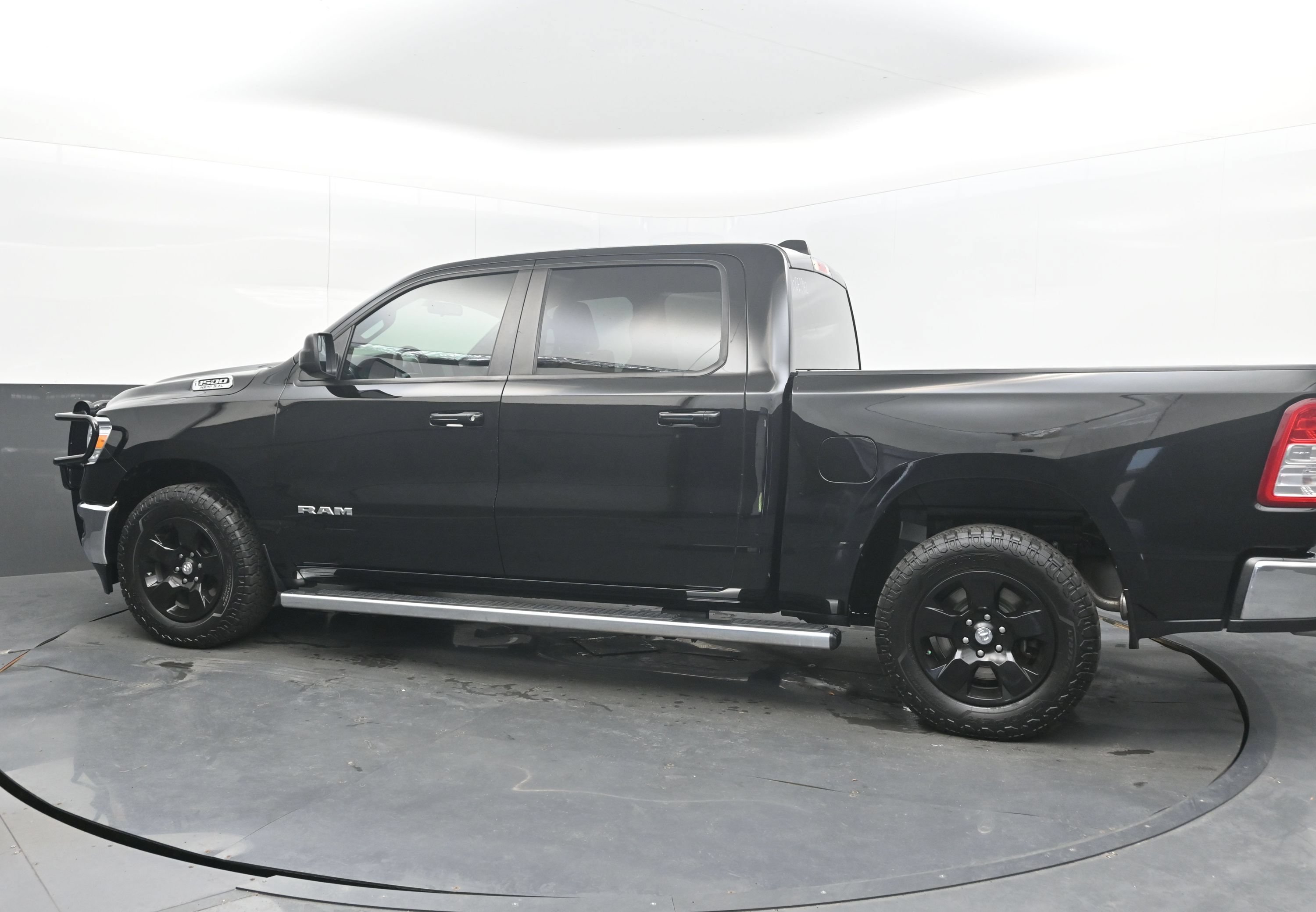 Used 2021 RAM 1500 Big Horn AWD/4WD image 7