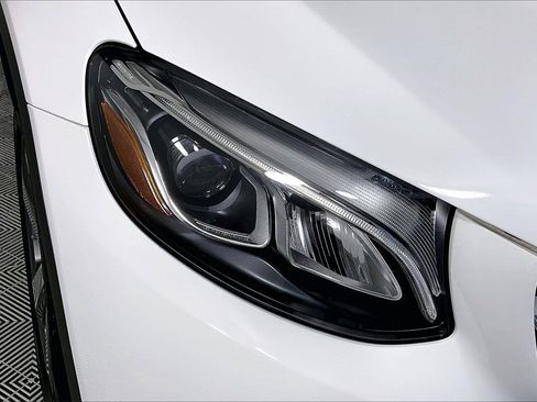 Used 2017 Mercedes-Benz GLC 300 4MATIC Coupe w/ Premium 2 Package image 27