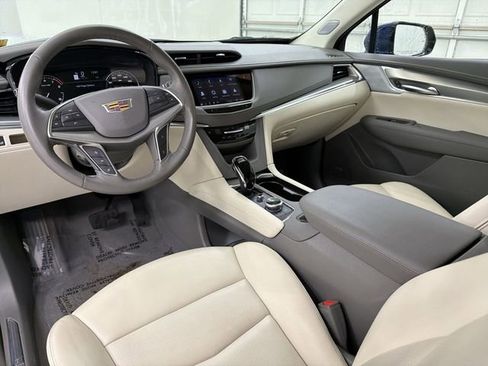 Certified 2024 Cadillac XT5 Premium Luxury image 21