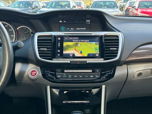 Used 2016 Honda Accord EX-L image 27