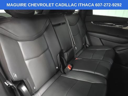 Used 2020 Cadillac XT5 Premium Luxury AWD/4WD image 17