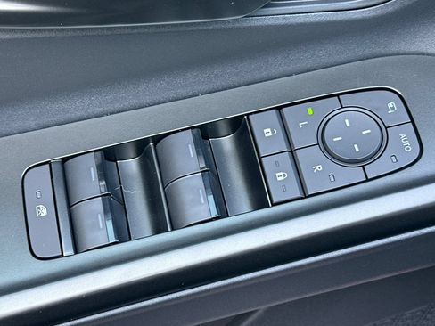 New 2026 Toyota C-HR AWD/4WD image 14
