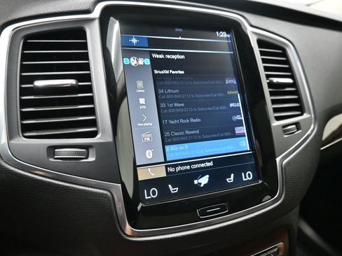 Used 2019 Volvo XC90 T6 Momentum w/ Advanced Package AWD/4WD image 10