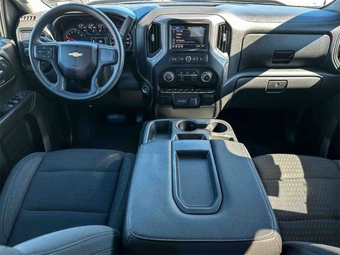 Used 2022 Chevrolet Silverado 1500 Custom image 11