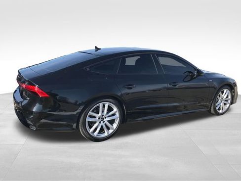 Used 2022 Audi A7 3.0T Premium Plus w/ Premium Plus image 2