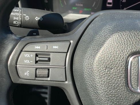 Certified 2025 Honda Accord Sport image 15