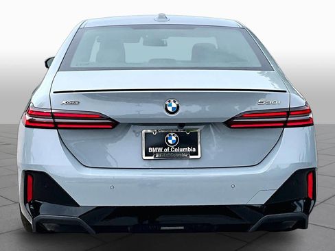 New 2026 BMW 530i xDrive w/ M Sport Package AWD/4WD image 4