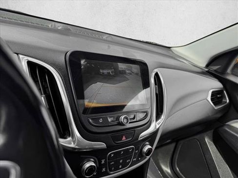 Used 2018 Chevrolet Equinox LT w/ Sun & Infotainment Package image 14