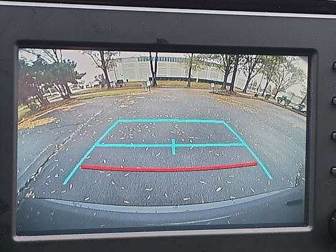 Used 2019 Toyota RAV4 LE image 21