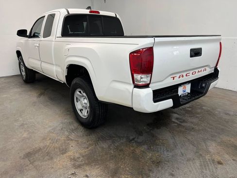 Used 2021 Toyota Tacoma SR RWD image 6