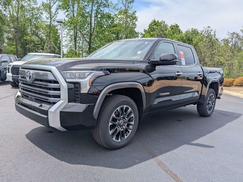 New 2026 Toyota Tundra Limited AWD/4WD image 9
