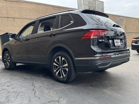 Used 2022 Volkswagen Tiguan S image 13