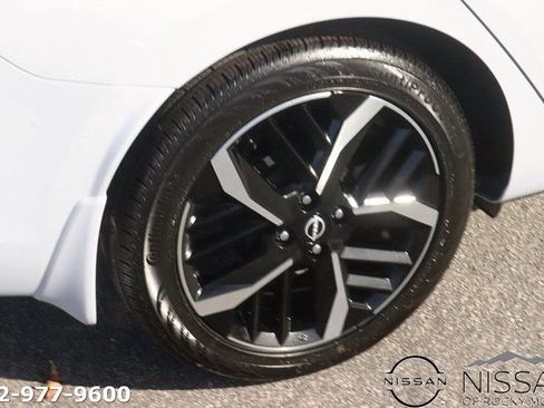 New 2025 Nissan Versa SR w/ Lighting Package image 7