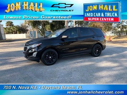 Used 2020 Chevrolet Equinox LS w/ LS Convenience Package image 3