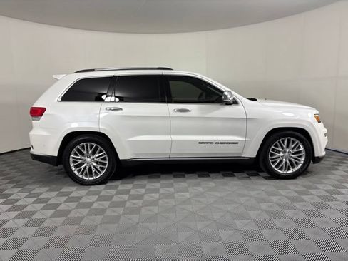 Used 2018 Jeep Grand Cherokee Summit AWD/4WD image 5