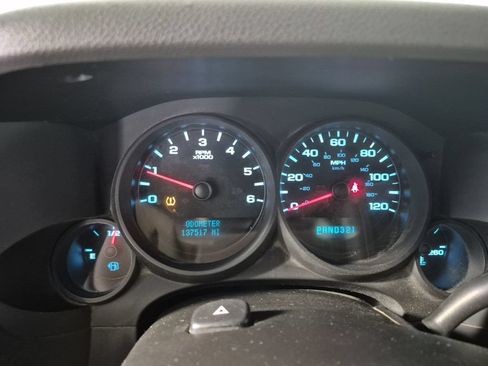 Used 2010 GMC Sierra 1500 W/T RWD image 9