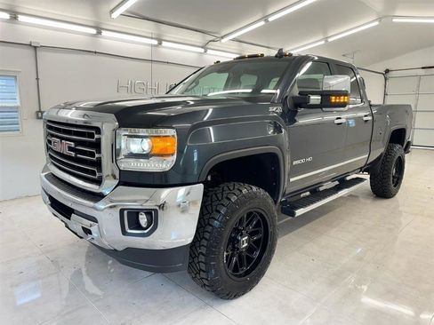 Used 2017 GMC Sierra 2500 SLT w/ Driver Alert Package AWD/4WD image 1