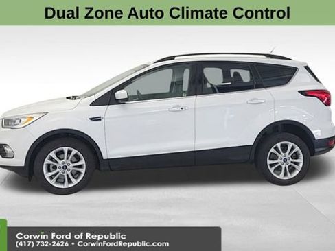 Used 2019 Ford Escape SEL FWD image 4