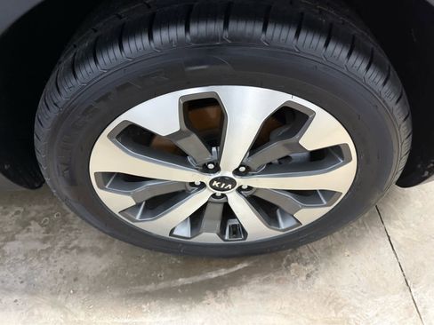 Used 2020 Kia Telluride EX w/ EX Premium Package image 39