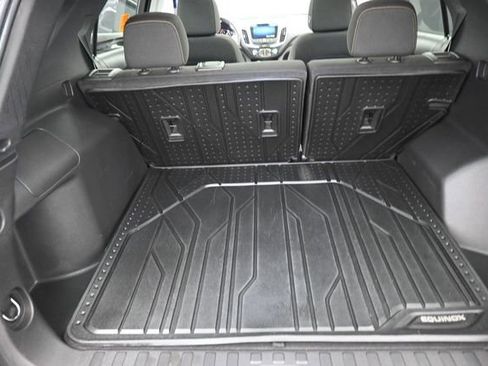 Used 2022 Chevrolet Equinox LT FWD image 25