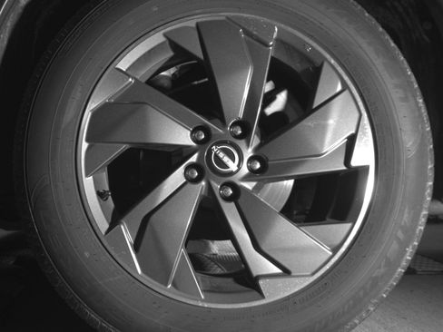 Used 2025 Nissan Rogue SV image 14