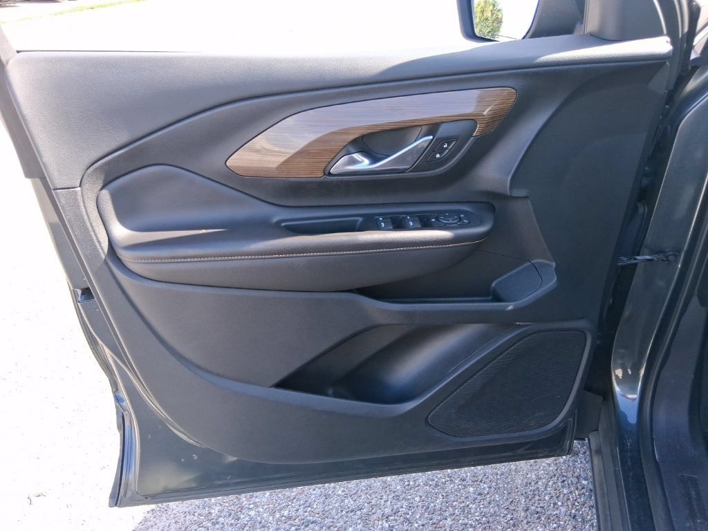 Used 2019 GMC Terrain SLE w/ Driver Convenience Package AWD/4WD image 11