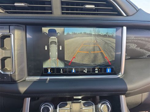 Used 2022 GMC Yukon Denali image 25