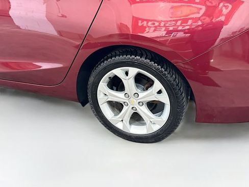 Used 2016 Chevrolet Cruze Premier image 34