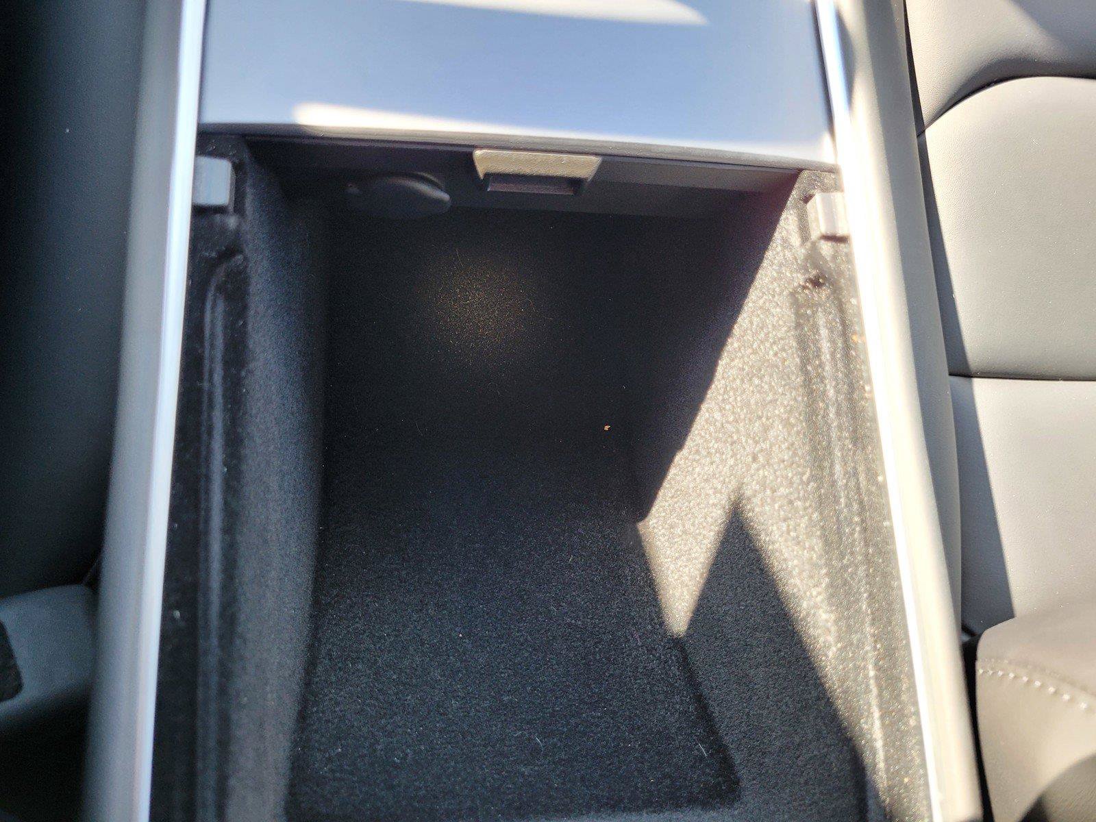 Used 2023 Tesla Model Y AWD image 25