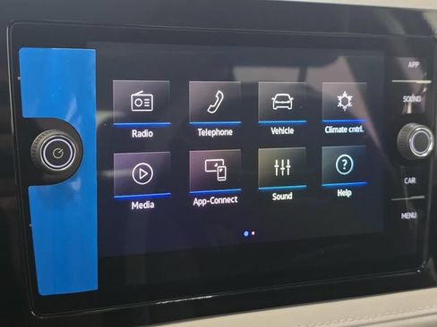 New 2026 Volkswagen Taos SE FWD image 24