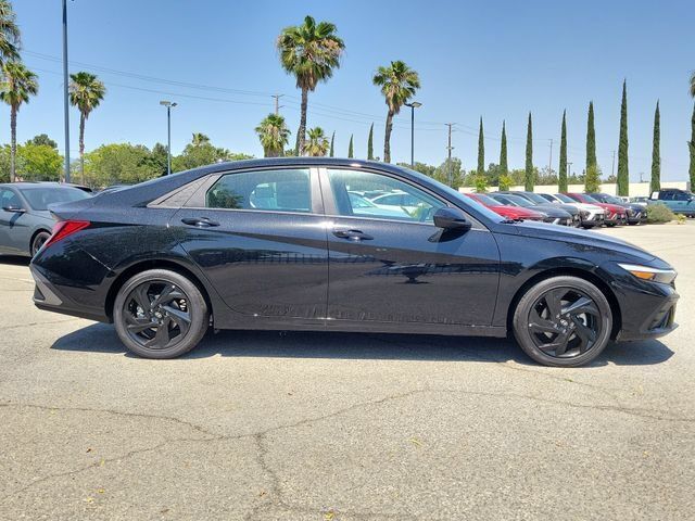 New 2026 Hyundai Elantra Sport FWD image 29