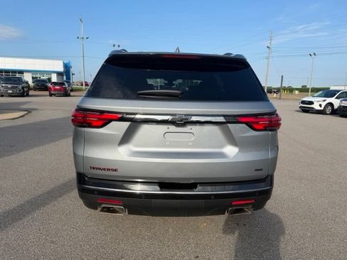 Used 2023 Chevrolet Traverse Premier w/ Redline Edition AWD/4WD image 9