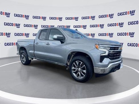 Used 2024 Chevrolet Silverado 1500 LT image 1
