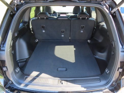 New 2025 Jeep Grand Cherokee Limited w/ Luxury Tech Group II image 16