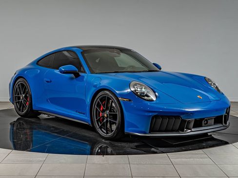 Certified 2025 Porsche 911 Carrera 4 GTS AWD/4WD image 10