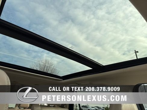 Used 2024 Ford Expedition Limited image 13