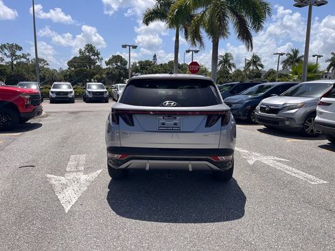 Used 2022 Hyundai Tucson Limited AWD/4WD image 4