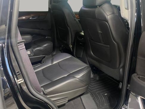 Used 2015 Cadillac Escalade Premium AWD/4WD image 29