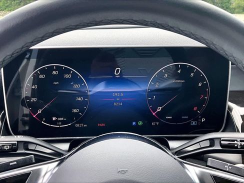 Used 2025 Mercedes-Benz GLC 300 image 25