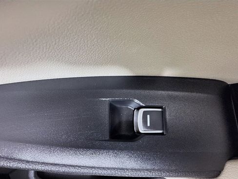 Used 2020 Honda Accord EX-L image 31