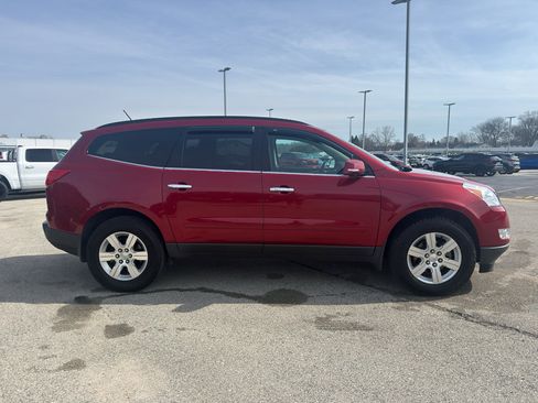 Used 2012 Chevrolet Traverse LT image 4