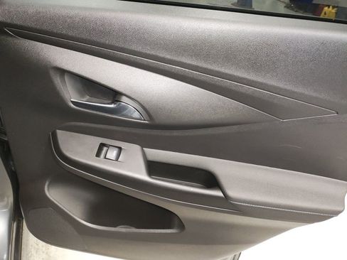 Used 2025 Buick Envista Sport Touring w/ Convenience I Package image 14