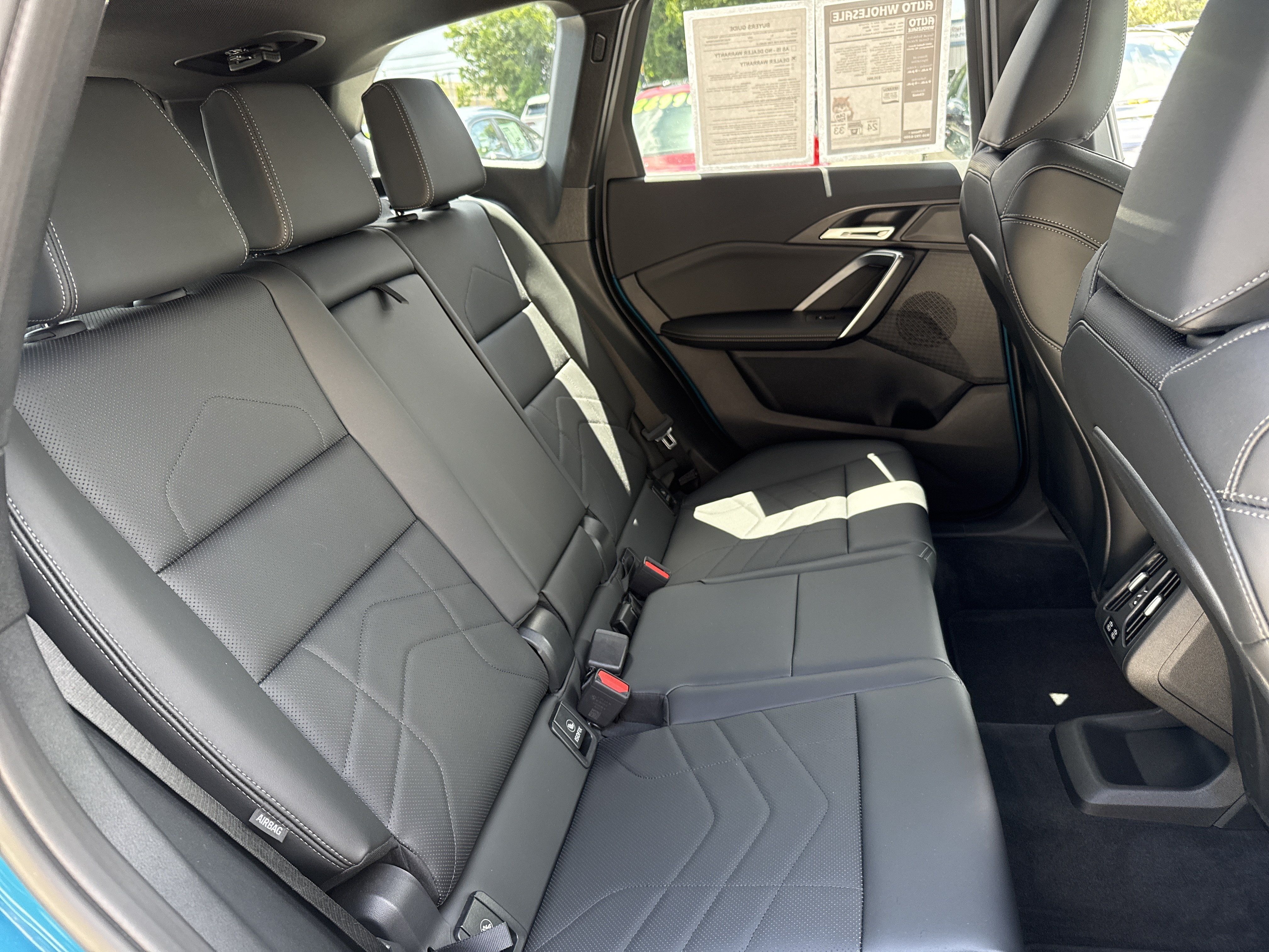 Used 2025 BMW X1 xDrive28i AWD/4WD image 13