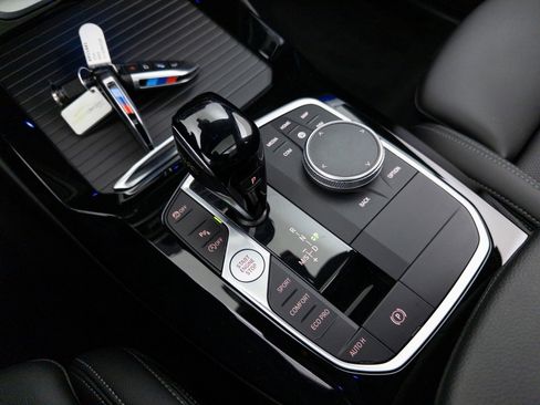 Used 2024 BMW X3 sDrive30i w/ Premium Package image 32