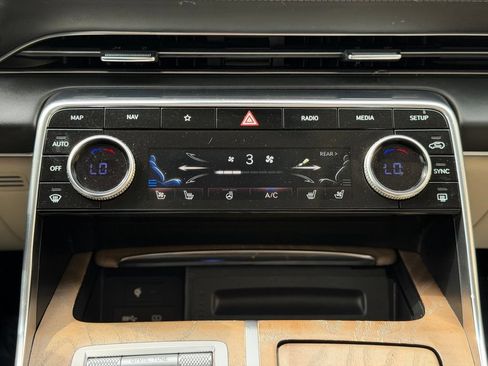 Used 2023 Genesis GV80 3.5T Advanced + AWD/4WD image 36